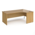 Contract 25 right hand ergonomic desk with panel ends and silver corner leg 1800mm - oak