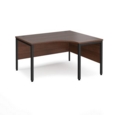 Maestro 25 right hand ergonomic desk 1400mm wide - black bench leg frame and walnut top