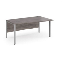 Maestro 25 right hand wave desk 1600mm wide - silver bench leg frame and grey oak top