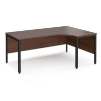 Maestro 25 right hand ergonomic desk 1800mm wide - black bench leg frame and walnut top