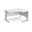 Maestro 25 right hand ergonomic desk 1400mm wide - silver cantilever leg frame and white top