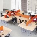 Maestro 25 right hand ergonomic desk 1600mm wide - silver cantilever leg frame and white top