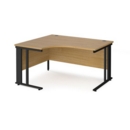 Maestro 25 left hand ergonomic desk 1400mm wide - black cable managed leg frame and oak top