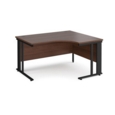 Maestro 25 right hand ergonomic desk 1400mm wide - black cable managed leg frame and walnut top