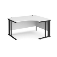 Maestro 25 right hand ergonomic desk 1400mm wide - black cable managed leg frame and white top