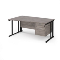 Maestro 25 left hand wave desk 1600mm wide with 2 drawer pedestal - black cable managed leg frame and grey oak top