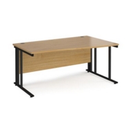 Maestro 25 right hand wave desk 1600mm wide - black cable managed leg frame and oak top