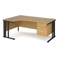 Maestro 25 left hand ergonomic desk 1800mm wide with 2 drawer pedestal - black cable managed leg frame and oak top
