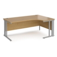 Maestro 25 right hand ergonomic desk 1800mm wide - silver cable managed leg frame and oak top