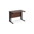 Maestro 25 straight desk 1000mm x 600mm - black cable managed leg frame and walnut top