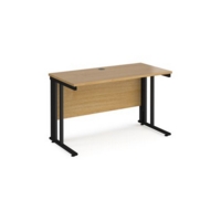 Maestro 25 straight desk 1200mm x 600mm - black cable managed leg frame and oak top