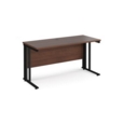 Maestro 25 straight desk 1400mm x 600mm - black cable managed leg frame and walnut top