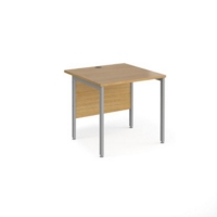 Maestro 25 straight desk 800mm x 800mm - silver H-frame leg and oak top