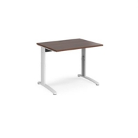 TR10 height settable straight desk 1000mm x 800mm - white frame and walnut top