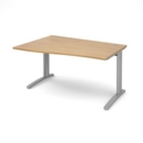 TR10 left hand wave desk 1400mm - silver frame and oak top