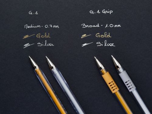 Pilot G-107 Grip Gel Rollerball Pen 0.7mm Tip 0.35mm Line Red (Pack 12)