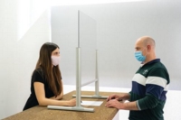 Bi-Office Desk Protective Divider Screen Glass 650x850mm Clear DSP693041