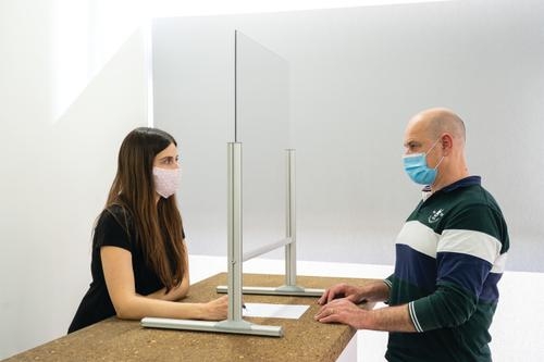 Bi-Office Desk Protective Divider Screen Glass 1000x850mm Clear DSP713041